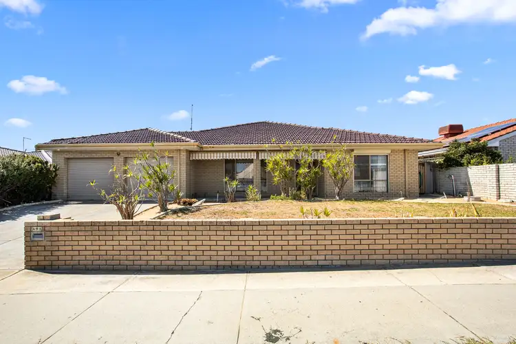 490 Rockingham Road, Lake Coogee WA 6166
