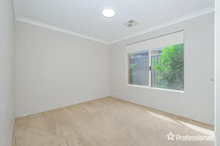 Seventh view of Homely house listing, 6 Ligado Avenue, Aveley WA 6069