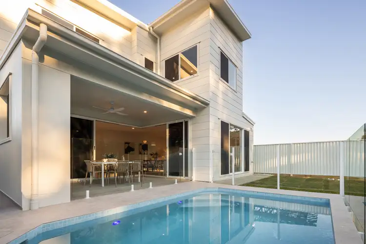 Second view of Homely house listing, 15 Highpoint Place, Little Mountain QLD 4551