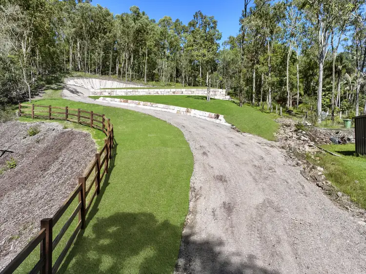 5 Mount Olive Court, Mudgeeraba QLD 4213