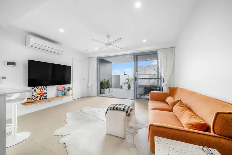 Fourth view of Homely apartment listing, 2/23 Wright Street, Maroochydore QLD 4558