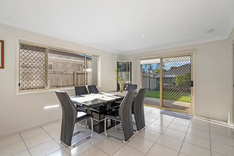 Sixth view of Homely semi-detached listing, 3/7 Ming Street, (12/25-31 Third Ave), Marsden QLD 4132