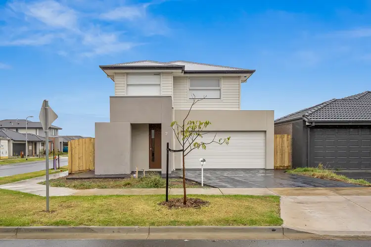 7 Pienza Road, Clyde VIC 3978