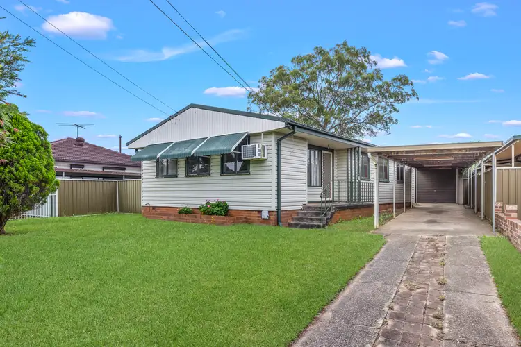 6 Barham Street, Heckenberg NSW 2168