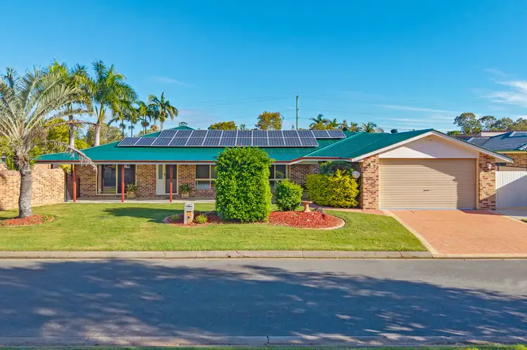 10 Miles Crescent, Manly West QLD 4179