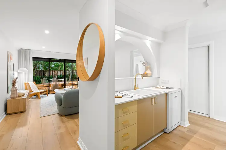 Fifth view of Homely unit listing, 3/5-7 Sportsman Avenue, Mermaid Beach QLD 4218