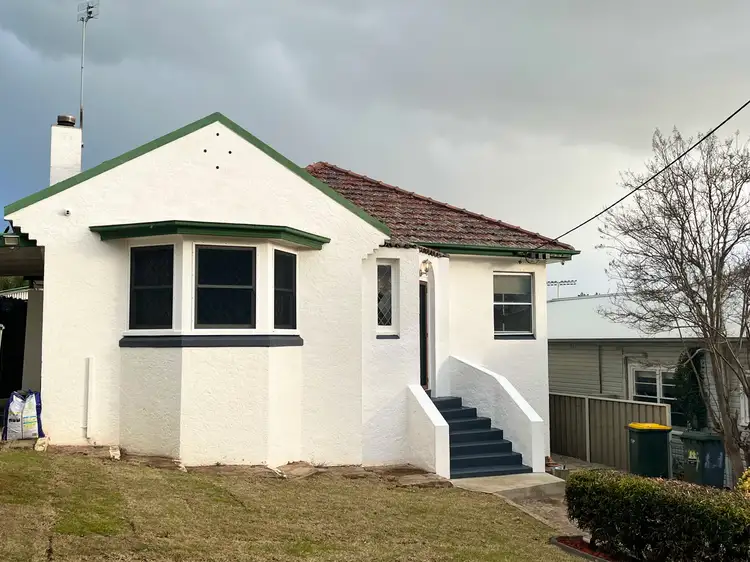24 Mathews Street, Tamworth NSW 2340