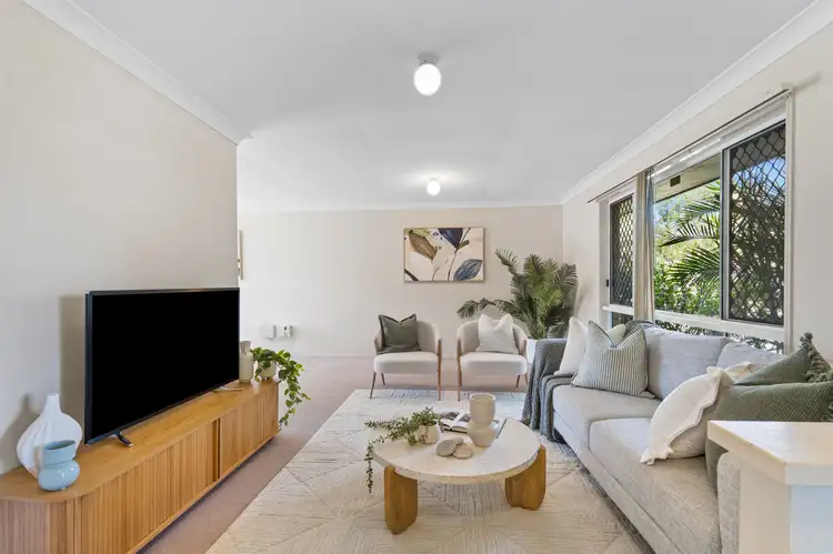 2 Clifford Court