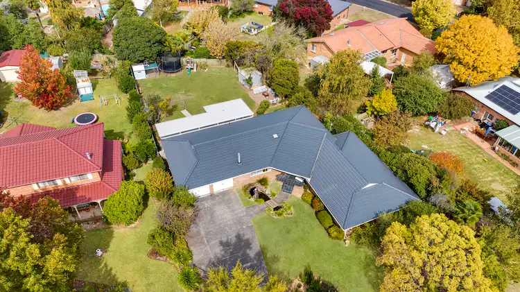 9 Bill Marshall Drive, Orange NSW 2800