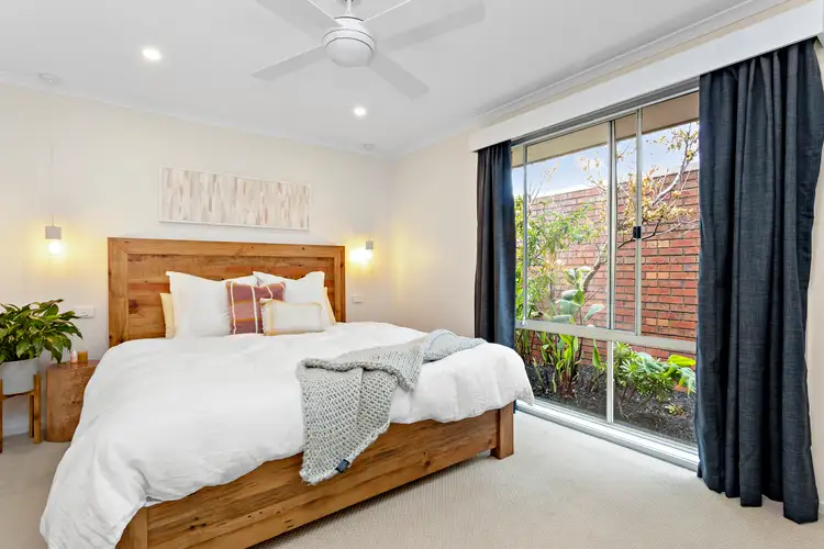 Second view of Homely unit listing, 2/267 Warrigal Road, Cheltenham VIC 3192