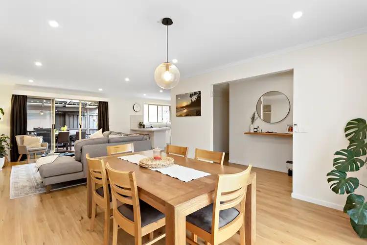 Fifth view of Homely unit listing, 2/267 Warrigal Road, Cheltenham VIC 3192