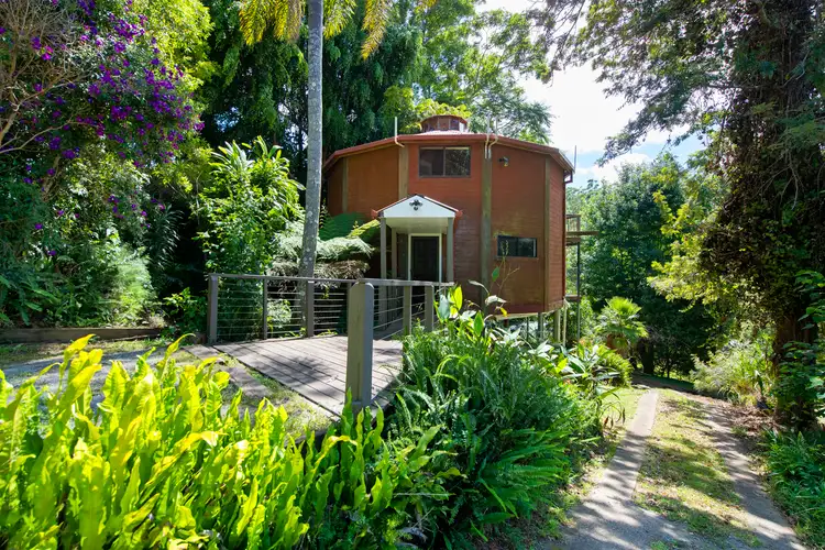 25 North Road, Lower Beechmont QLD 4211