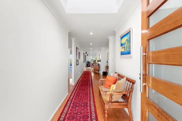 Sixth view of Homely house listing, 2 Laurel Court, Sorrento QLD 4217