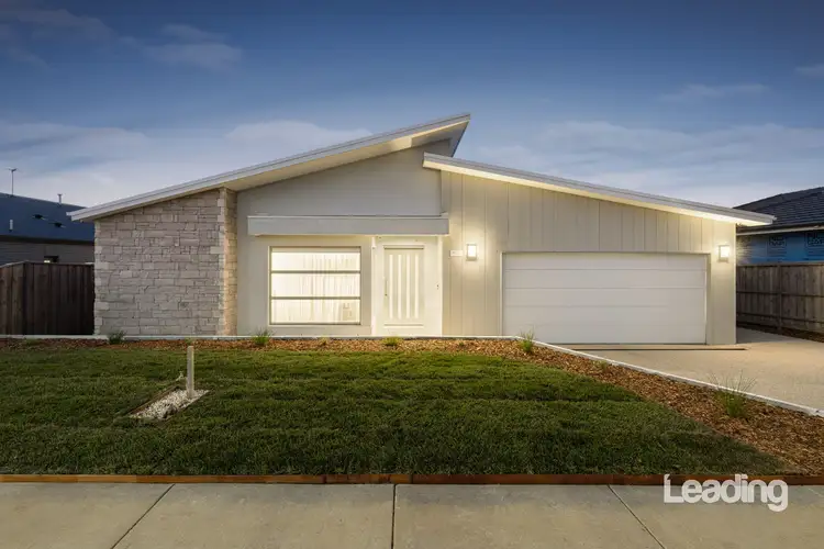 36 Cotton Circuit, Gisborne VIC 3437