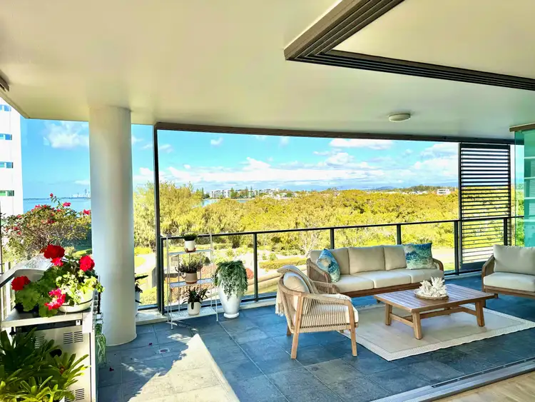29301 Ephraim Island, Paradise Point QLD 4216