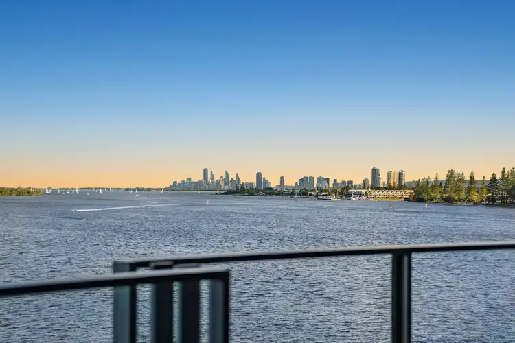 28403 Ephraim Island, Paradise Point QLD 4216