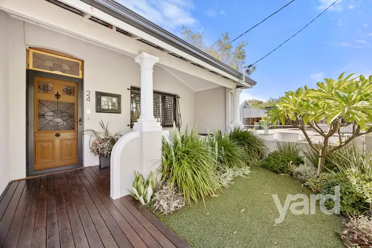24 McLaren Street, South Fremantle WA 6162