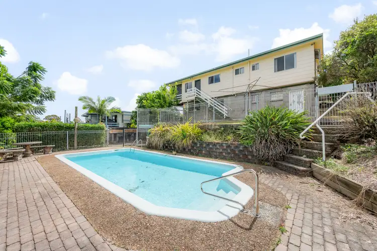 21 Hunter Street, West Gladstone QLD 4680