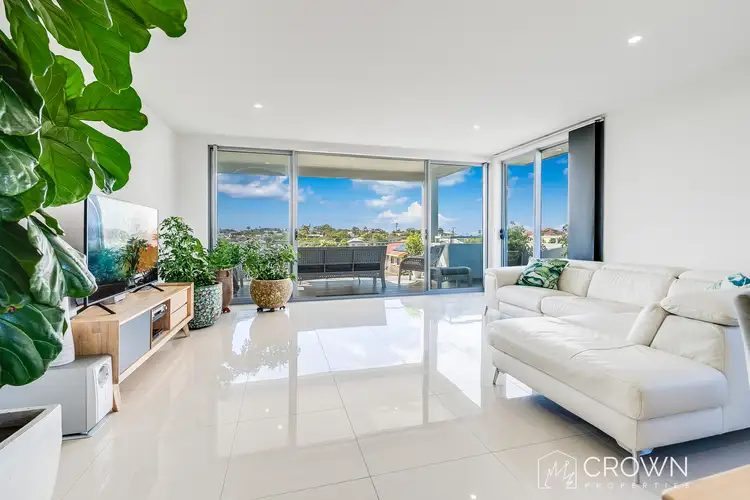 10/23 Georgina Street, Woody Point QLD 4019