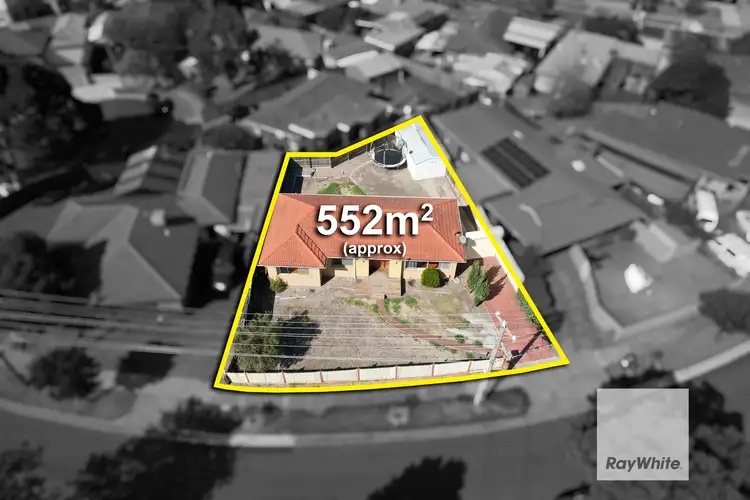 Fourth view of Homely house listing, 8 Parnell Crescent, Gladstone Park VIC 3043