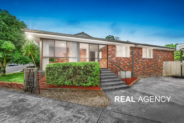 17 Great Western Drive, Vermont South VIC 3133