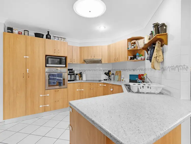 Fifth view of Homely house listing, 8 Trevnielsen Court, Torquay QLD 4655