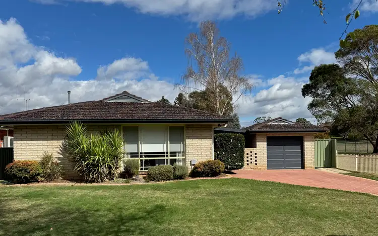 15 Campdale Place, Orange NSW 2800