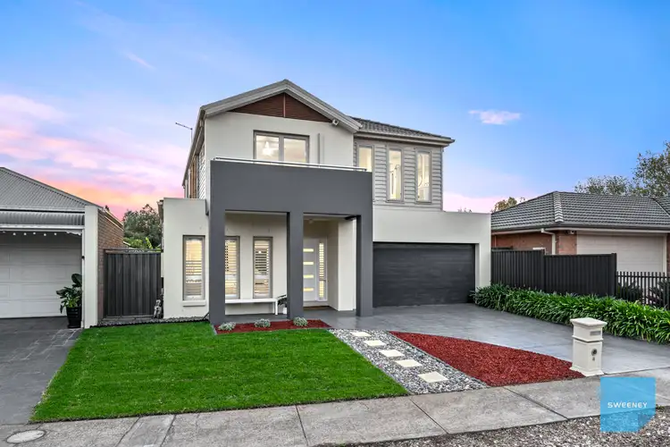 4 Coburn Way, Caroline Springs VIC 3023