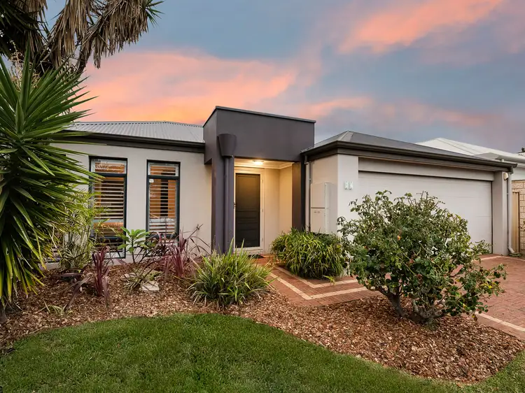 24 Hartree Close, Willagee WA 6156