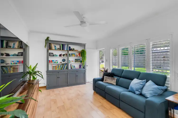 Fifth view of Homely semi-detached listing, 1/28 Valmadre Street, Caravonica QLD 4878