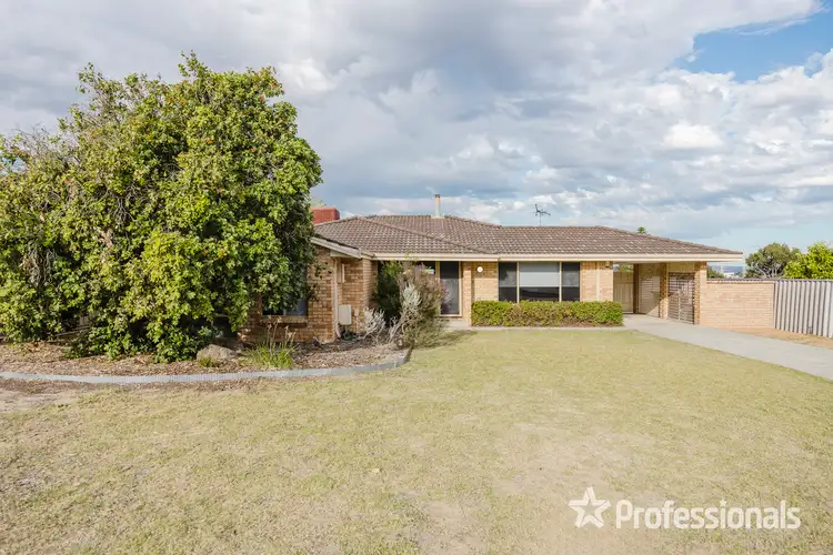 7 Spinnaker Crest, Ballajura WA 6066