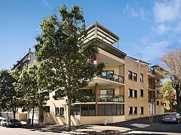 8/154 Mallett Street