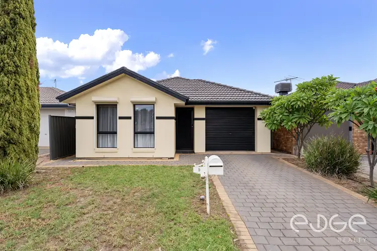 5 Albert Court, Andrews Farm SA 5114