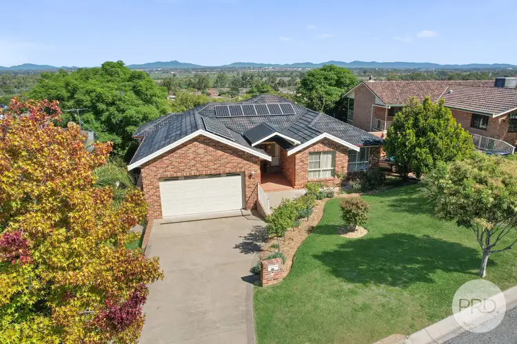Third view of Homely house listing, 17 Woodbry Crescent, Tamworth NSW 2340