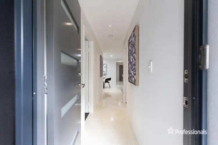 119 Bordeaux Lane, Ellenbrook WA 6069