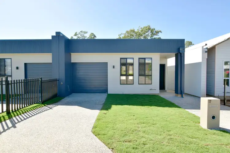 17 Quest Lane, Clinton QLD 4680