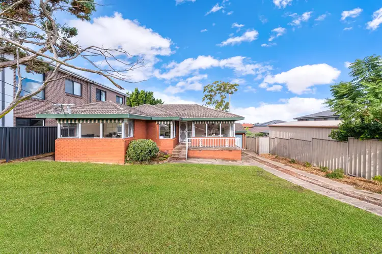 28 Lyle Street, Girraween NSW 2145