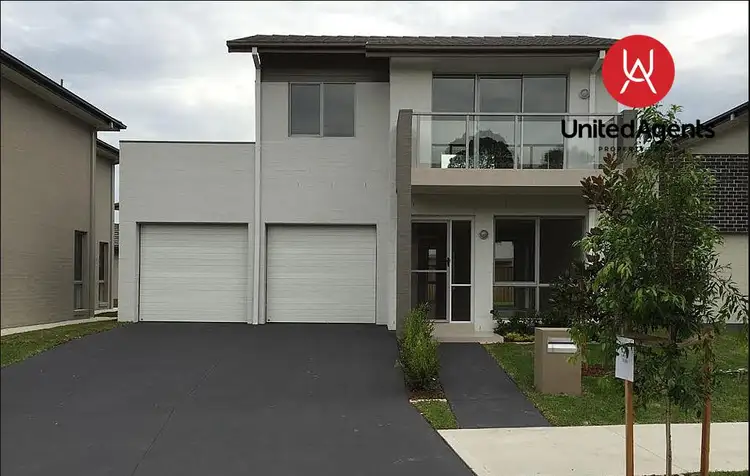 11 Parklands Circuit, Elizabeth Hills NSW 2171
