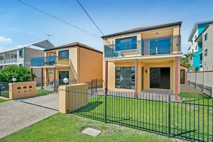 2/3 Annie Street, Woody Point QLD 4019