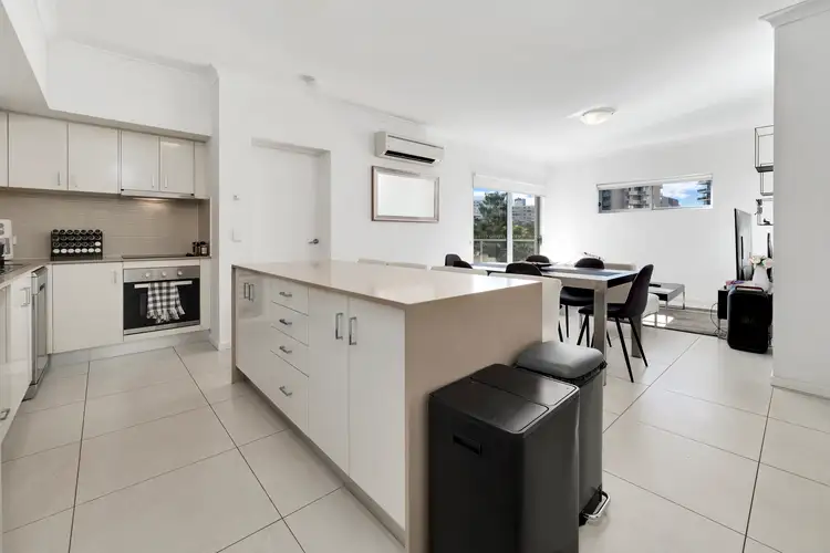 Sixth view of Homely apartment listing, 401/24 Rawlins Street, Kangaroo Point QLD 4169