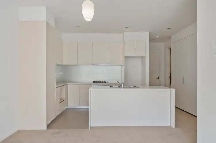 305/8 Berkeley Street, Doncaster VIC 3108