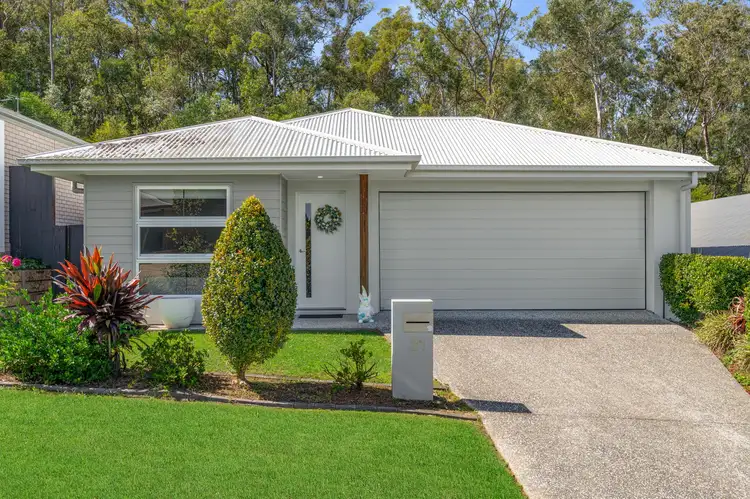 31 Hoist Court, Augustine Heights QLD 4300