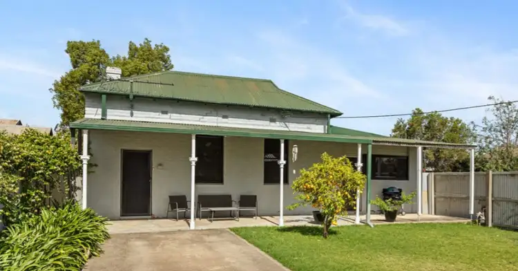 17 Allan Street, Henty NSW 2658