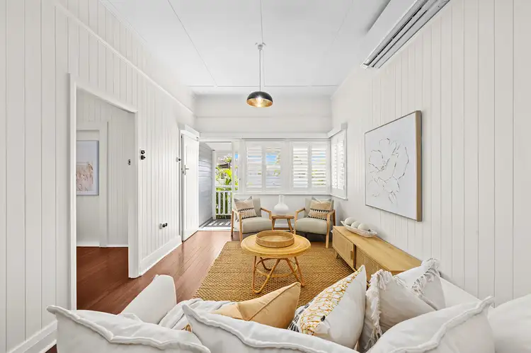 24 Clam Street, Runaway Bay QLD 4216