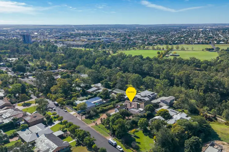 50 Stonehaven Avenue, Dubbo NSW 2830