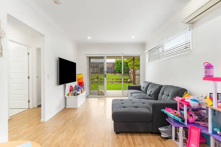 Third view of Homely house listing, 33 Derwent Close, Holmview QLD 4207