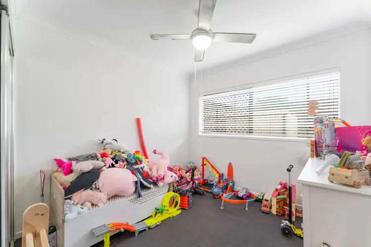 Fourth view of Homely house listing, 33 Derwent Close, Holmview QLD 4207