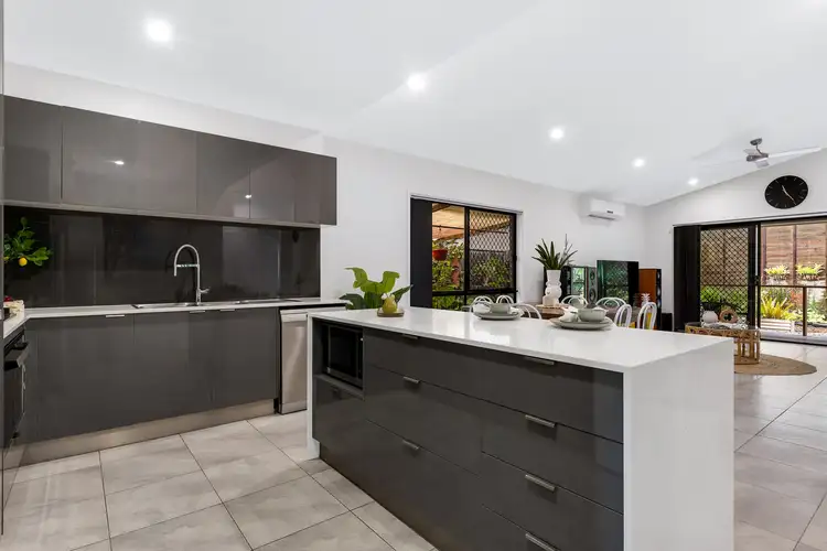 48 Spoonbill Drive, Forest Glen QLD 4556