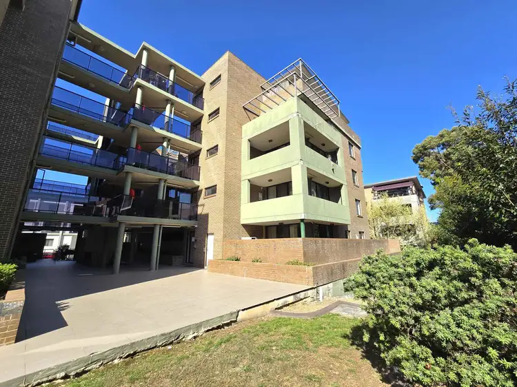 31/5-11 Howard Avenue, Northmead NSW 2152