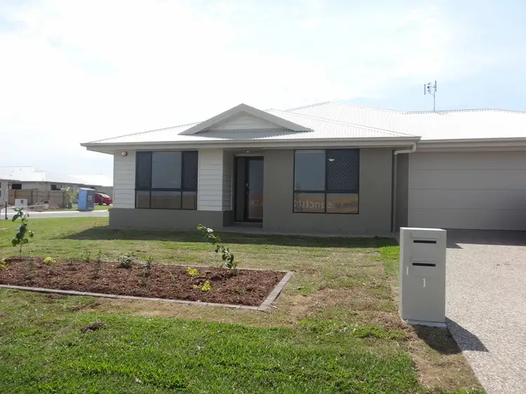 1/1 Barklya Street, Mount Low QLD 4818